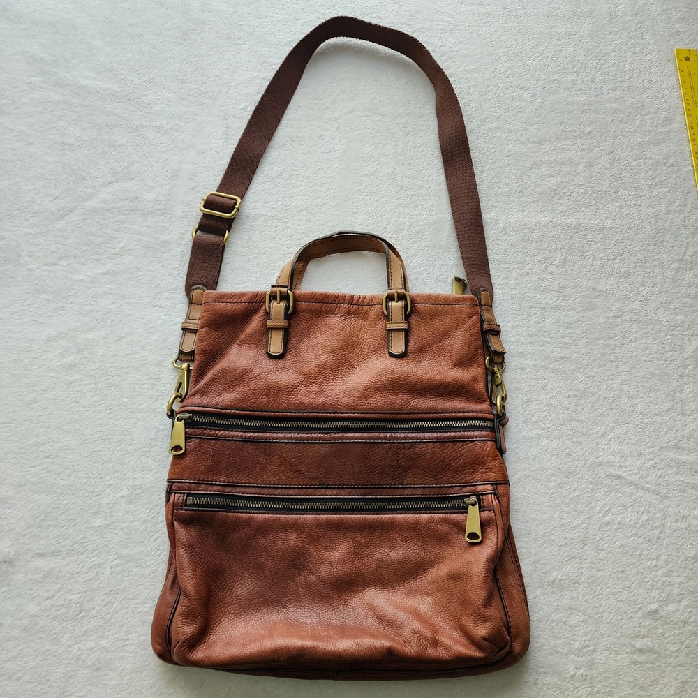 Fossil Explorer L Crossbody Tote Leather Satchel Hobo Shoulder Bag Fold Over